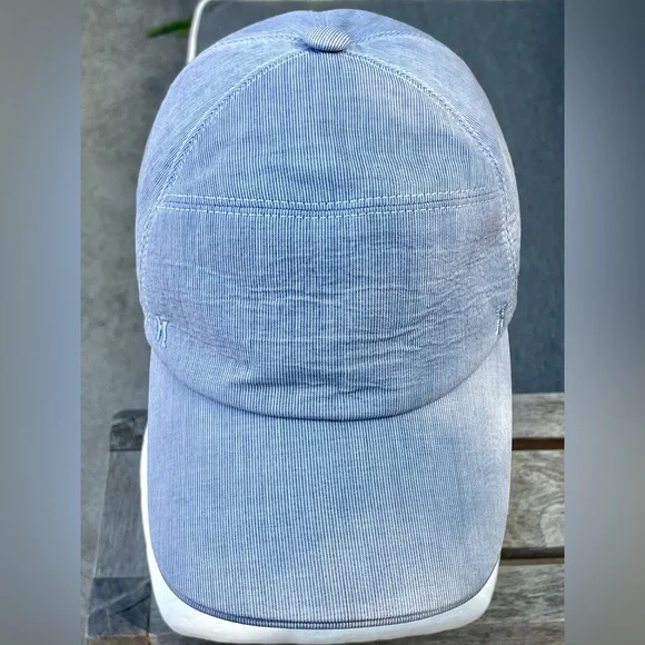 Hermes micro pinstripe cap, silver snaps, covered button  display picture 1